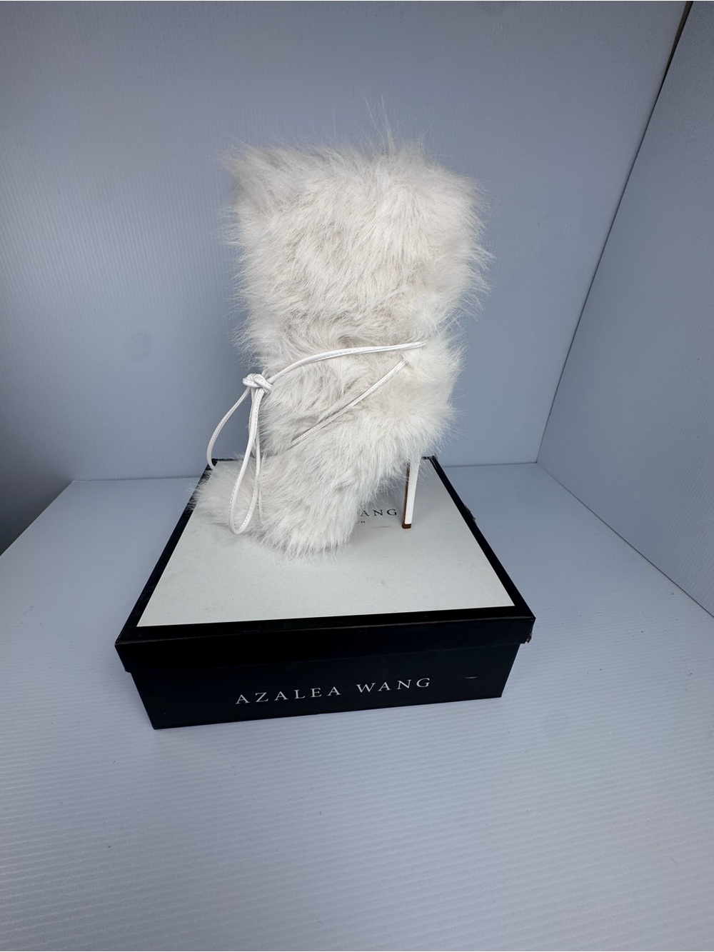 Azalea Wang Ivory Faux Fur Boots Sz. 6 Stiletto Heel Lace-Up Statement Boots NIB